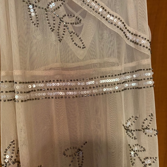 Beaded dress - Picture 2 of 4